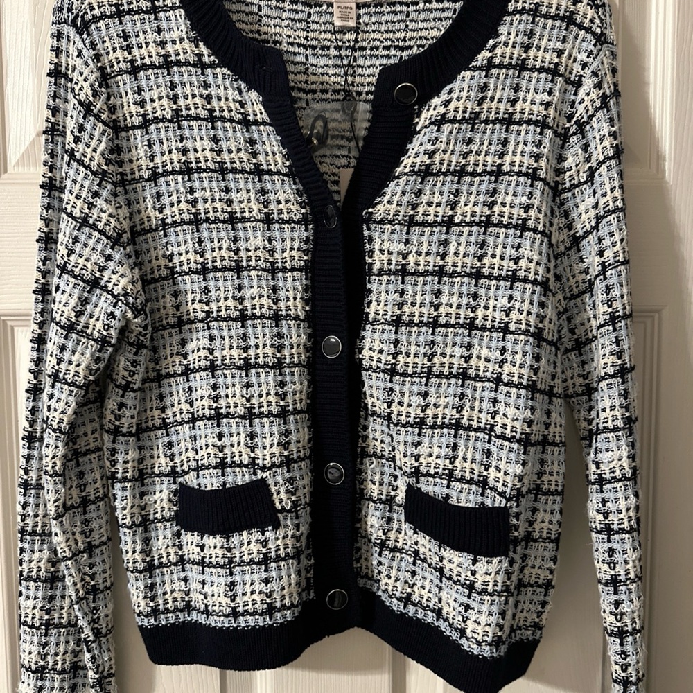 NWT Catherine Malandrino Petite Large cardigan sweater